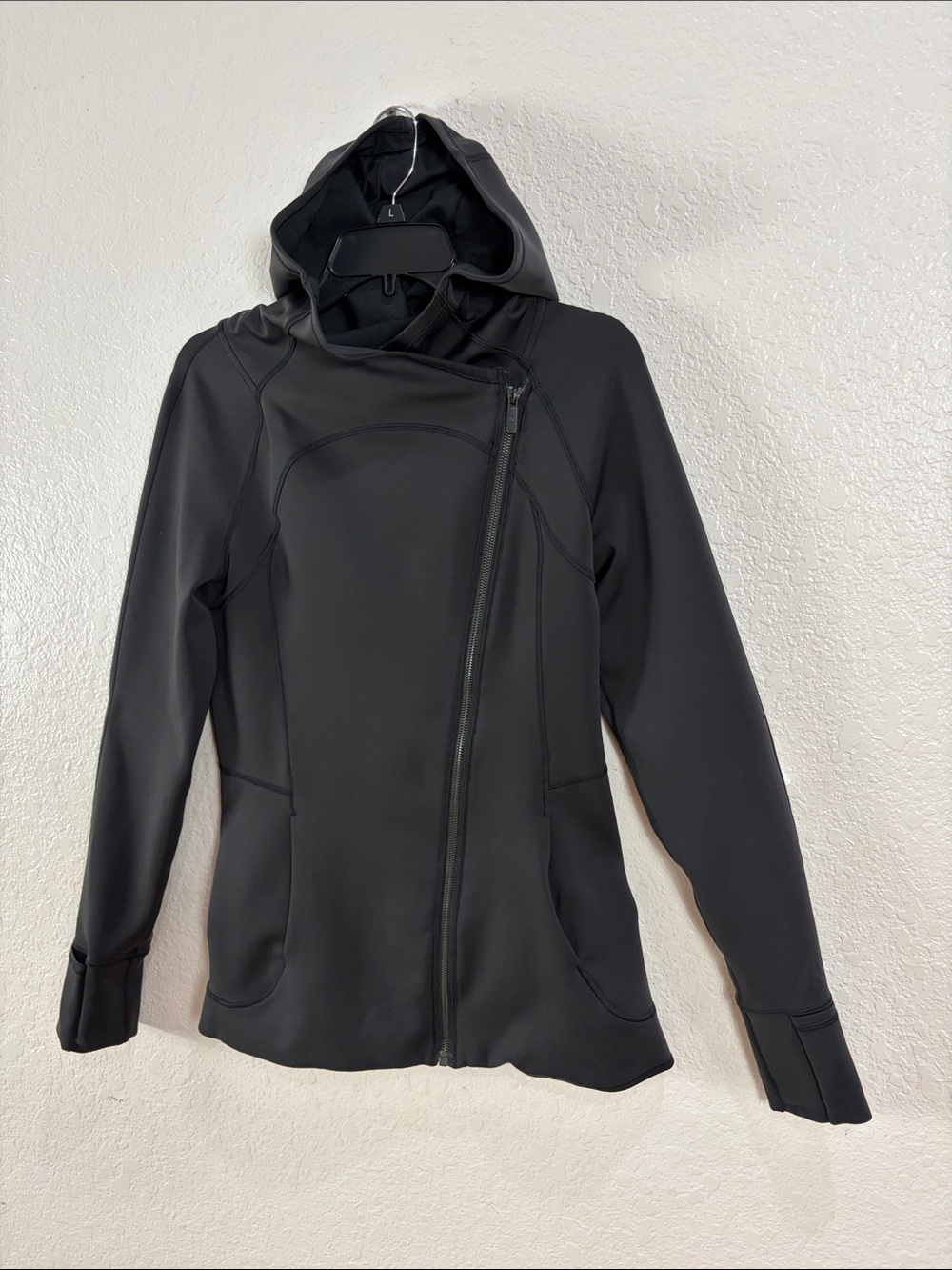 Lululemon,Size 8,Black Hooded Asymmetrical Zip Women's Jacket - Picture 6 of 17